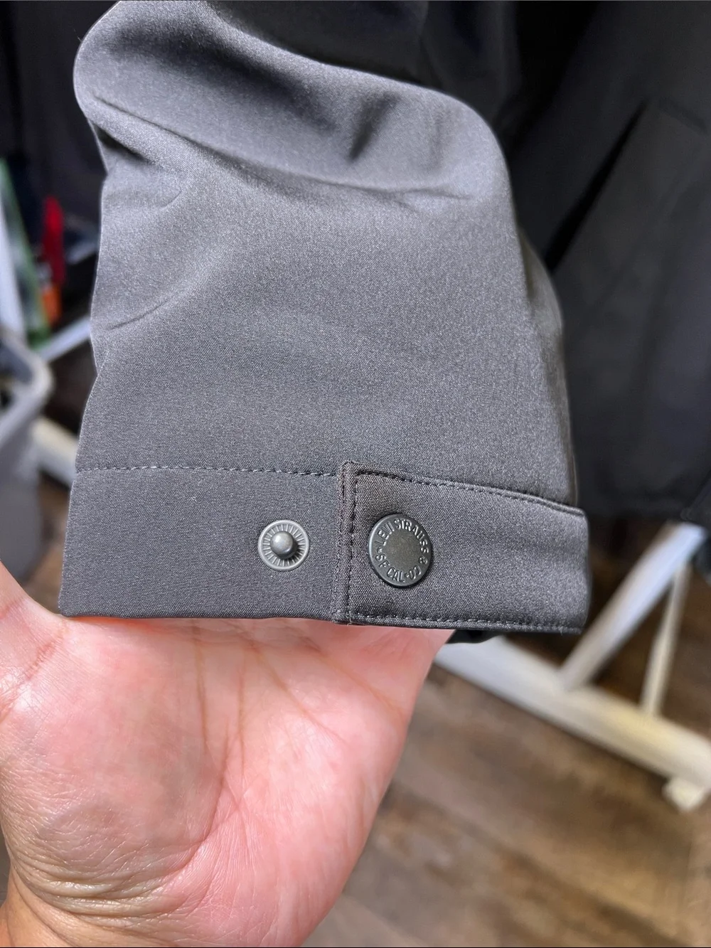 Levi’s 4XL black hooded utility jacket